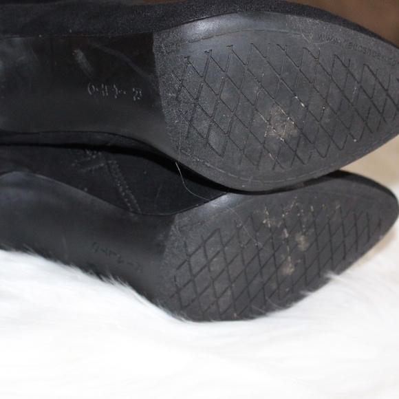 Rialto, Suede heel booties with silver buttons - Picture 5 of 10